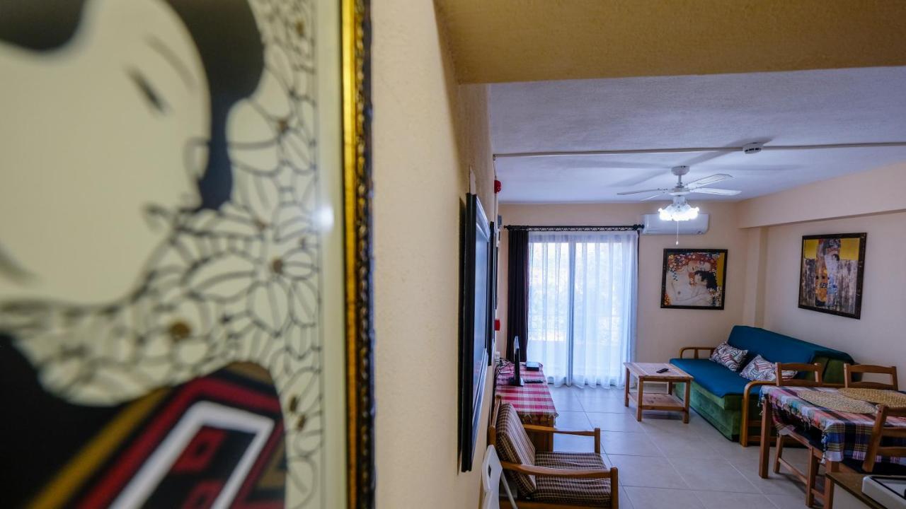 Teras Butik Apart คาราบูรุน ภายนอก รูปภาพ